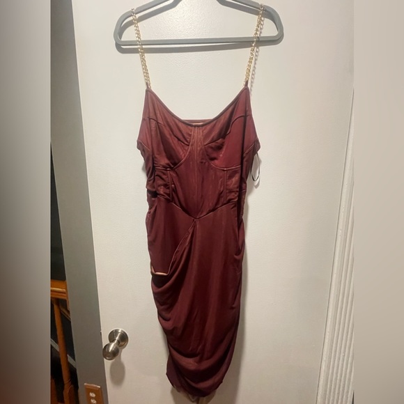 Shein Plus Chain Strap Ruched Tulip Hem Bodycon Dress - Picture 3 of 4